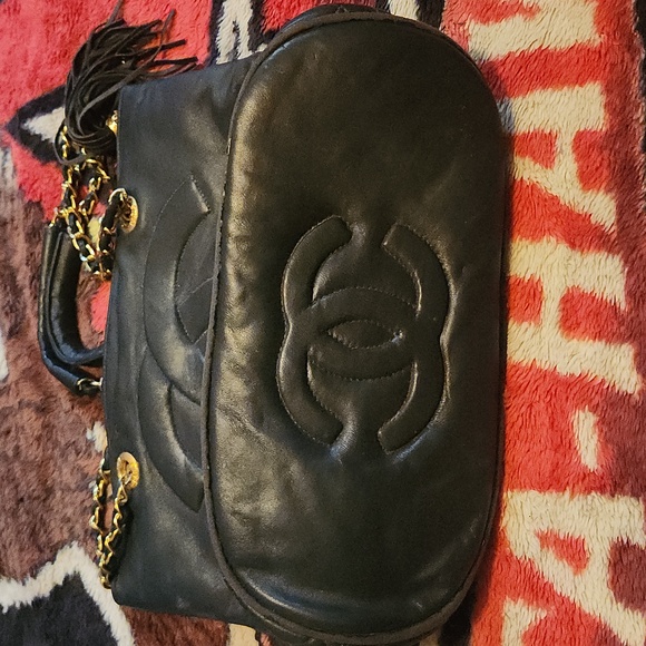 Vintage Channel Quilted Leather Tassel Shopper Bag Black - Picture 3 of 3